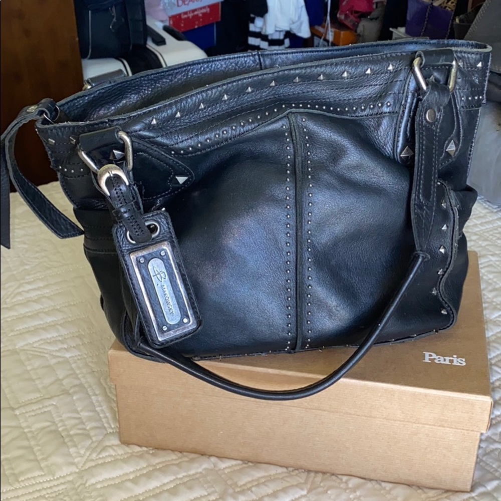 Makowsky black purse